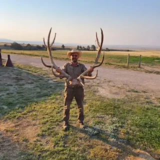 real-western-adventures-trophy-06
